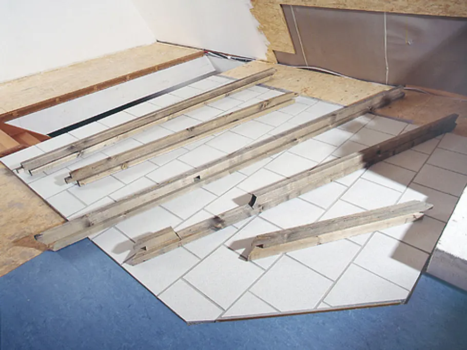 Bausatz für die Sauna: Schritt 1 von 11 Sauna in Dachschräge