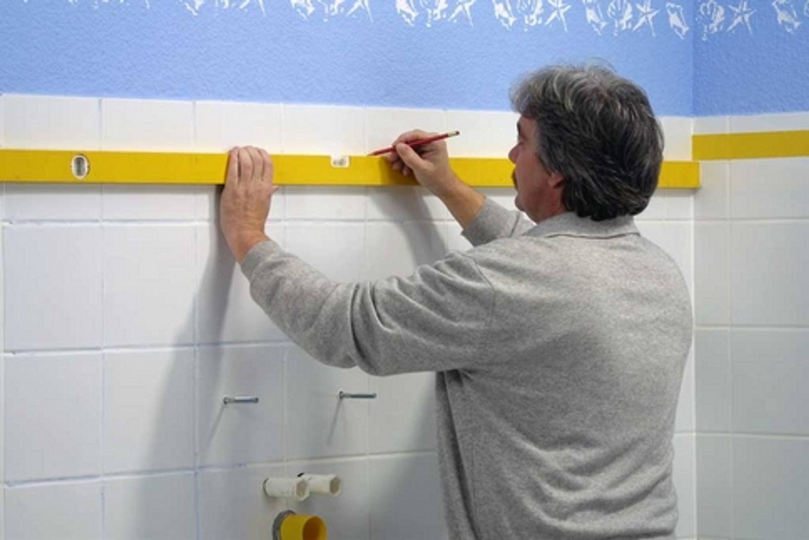 Fliese auf Fliese kleben selbst.de