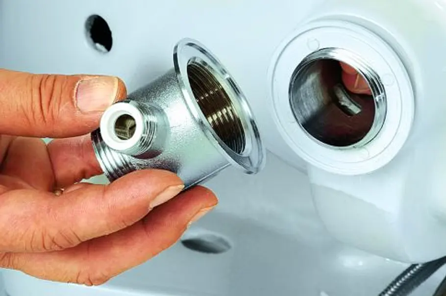 Waschbecken befestigen: Schritt 7