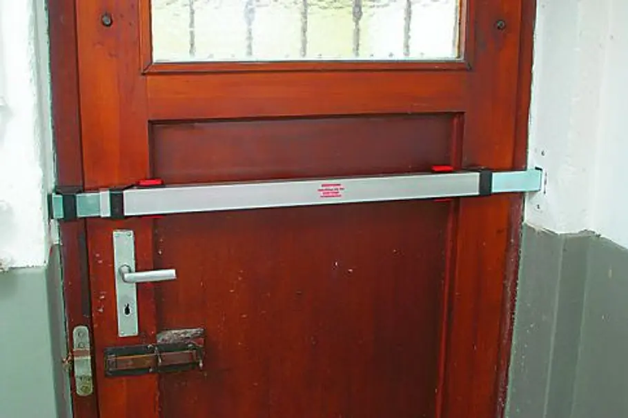 Kellertür sichern: Schritt 14 von 14 Kellertür sichern