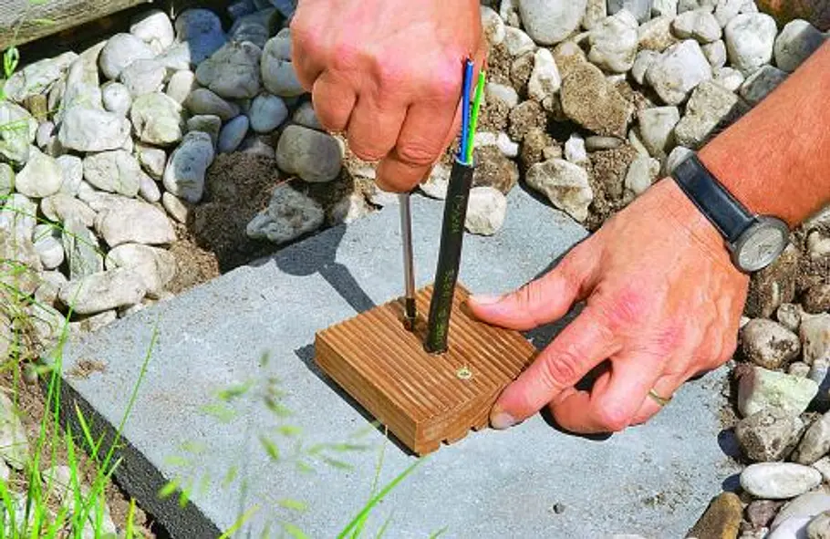 Gartensteckdose bauen Garten-Steckdose