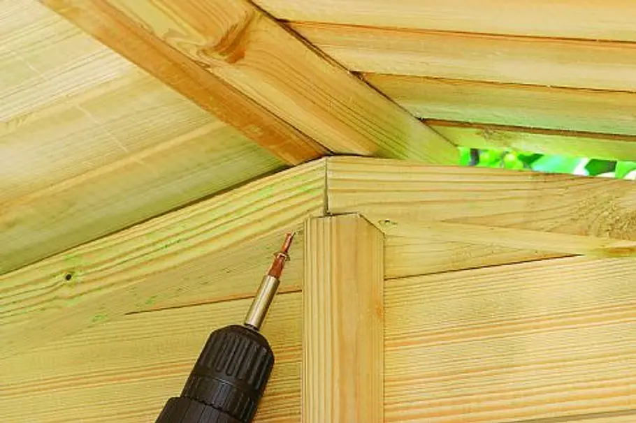 Geräteschuppen bauen: Schritt 11 von 21 Geräteschuppen