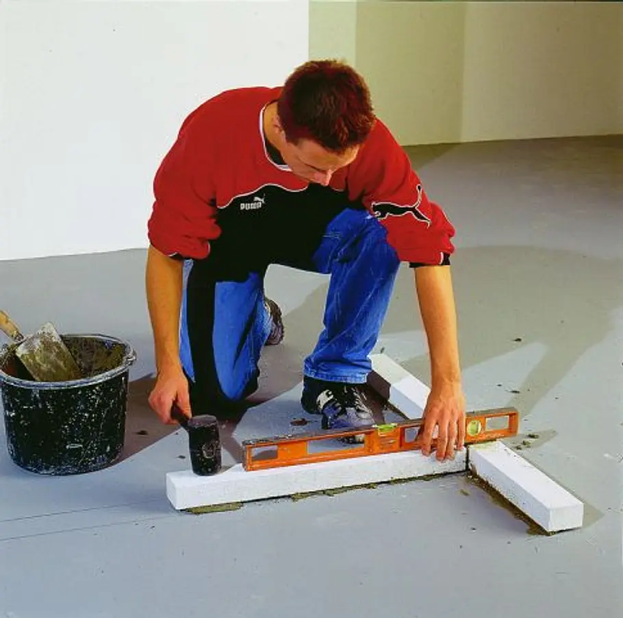 Glasbausteine verlegen: Schritt 2 von 16 Glasbausteine verlegen