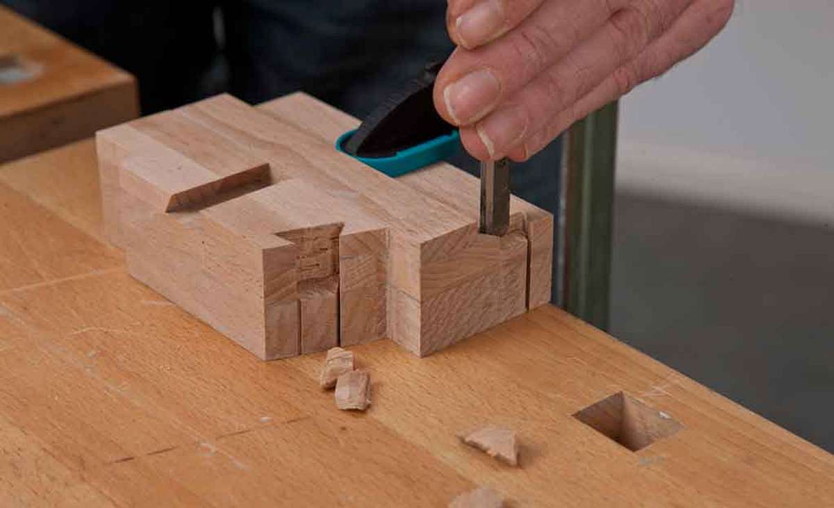 3D Puzzle: Nut ausstemmen