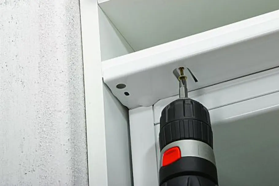 Einbau-Kühlschrank installieren: Schritt 3