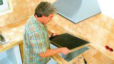 Kücheninstallation - selbst Küchengeräte einbauen