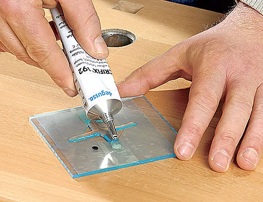 Acrylglas kleben: Flächig verkleben Acrylglas kleben