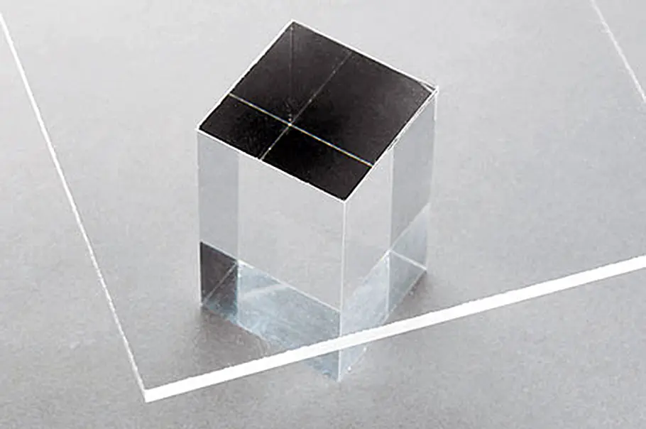 Acrylglas kleben: Typische Klebefehler Acrylglas kleben