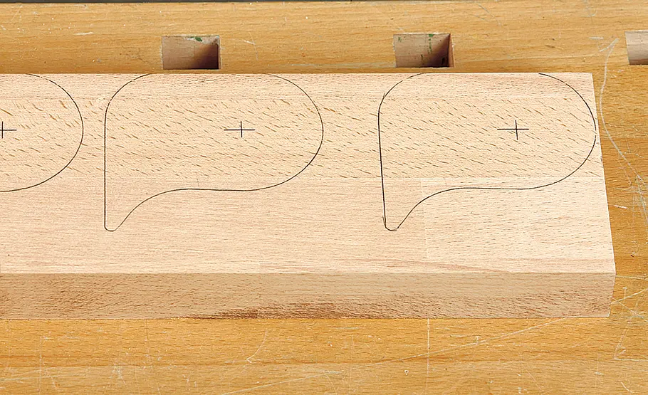 Advents-Kerzen: Kranz aus Holz selber machen Weihnachten