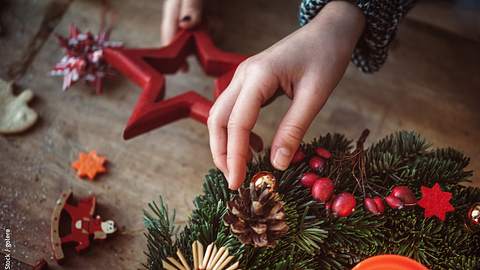 Adventskranz-Deko - Foto: iStock / golero