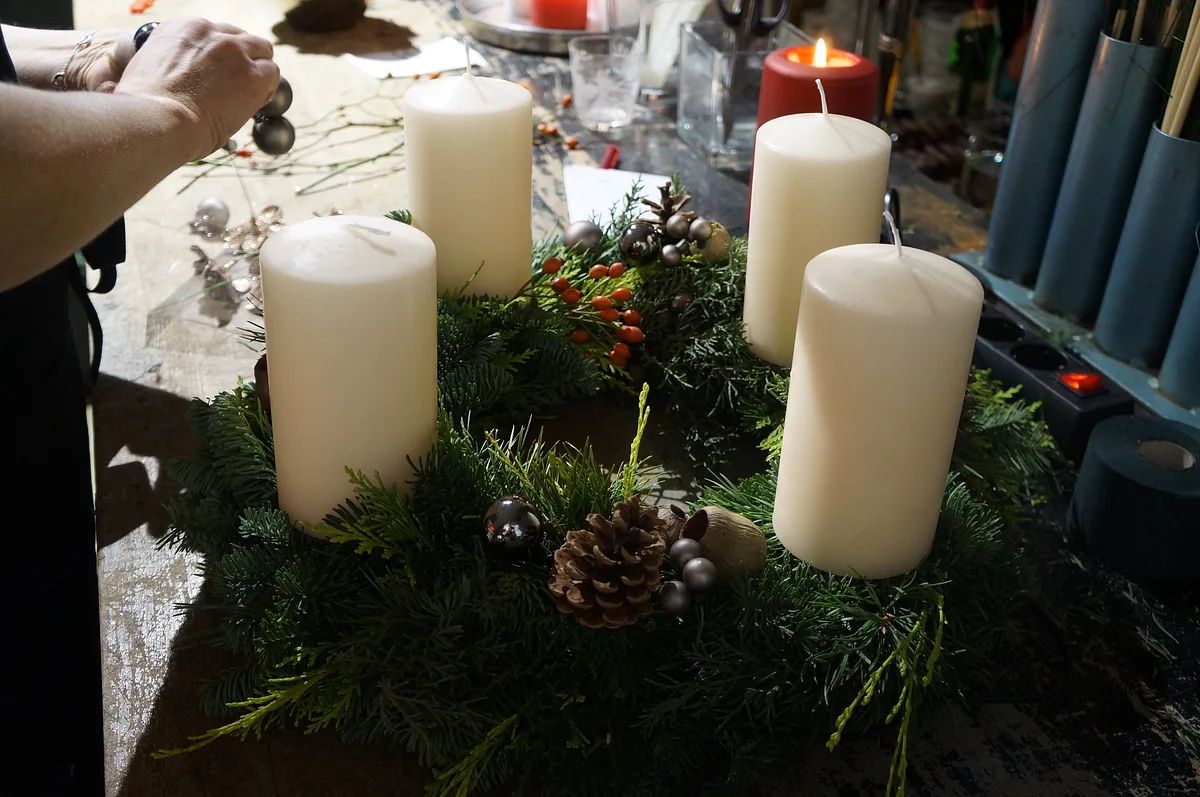 Adventskranz selber binden: So gehts!