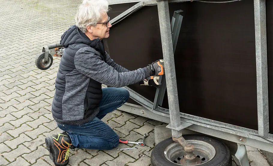 Anhänger-Chassis reparieren