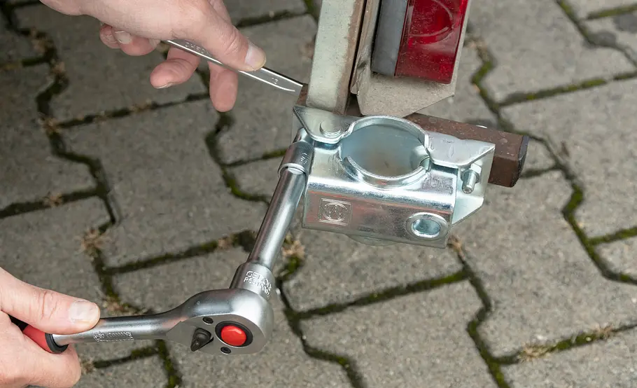 Anhänger-Chassis reparieren