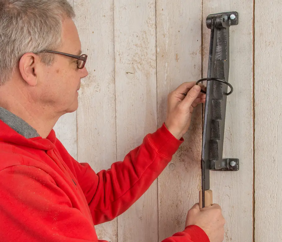 Anzündholz selber machen Anzündholz