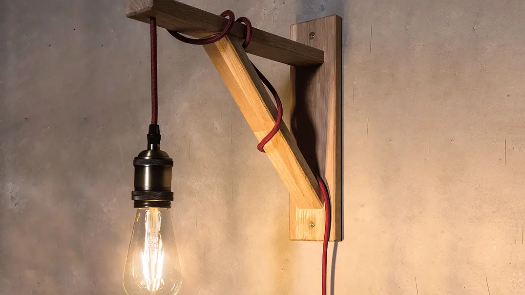 Lampe im Industrial Style - Foto: sidm / KEH Lampe im Industrial Style - Foto: sidm / KEH