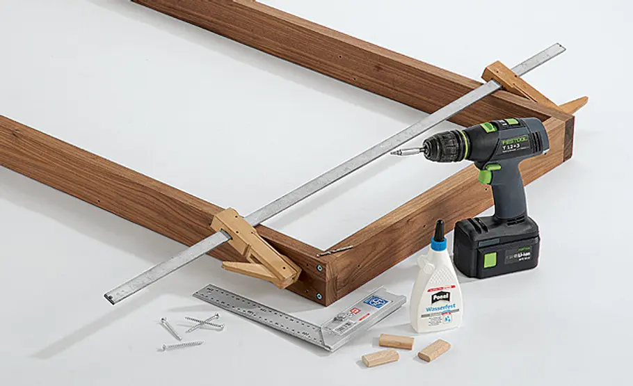 Ausziehbaren Esstisch bauen Tischzarge verleimen