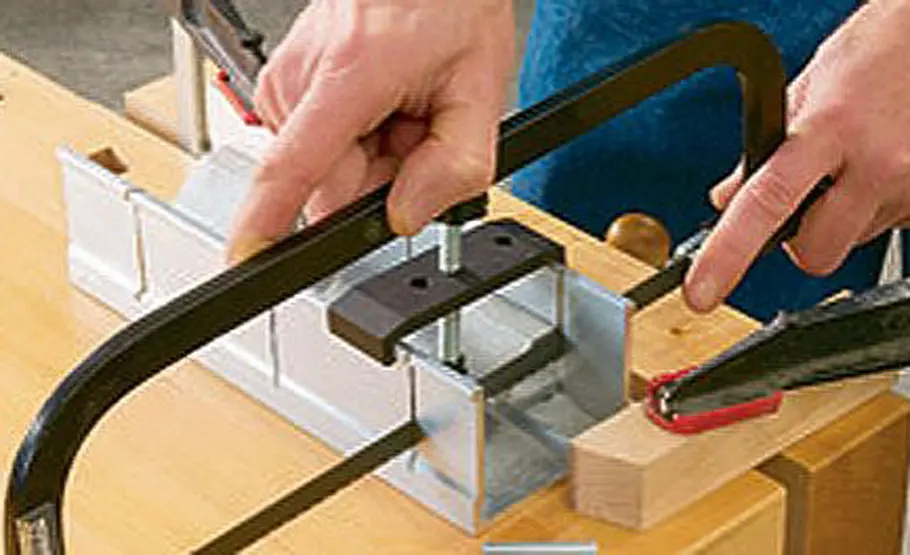 Badezimmer Regal selber bauen Badezimmer Regal: Scheidlehre benutzen