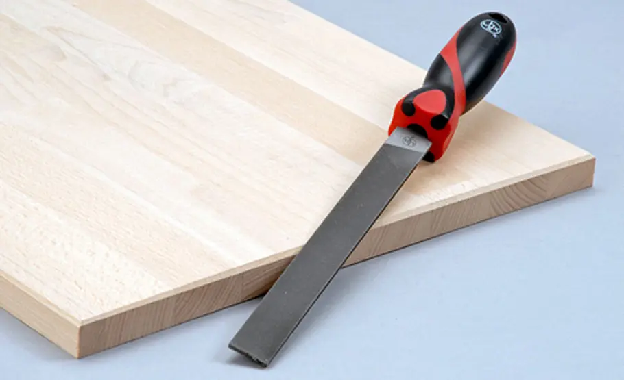 Badschrank hoch Badschrank: Türen schleifen