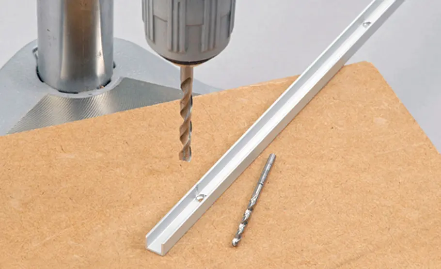 Badschrank hoch Badschrank: Schiebetüren