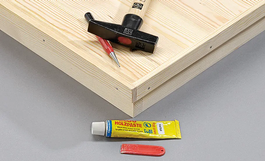 Bett Tablett selber bauen: Schritt 4 von 14 Nagelkopf senken