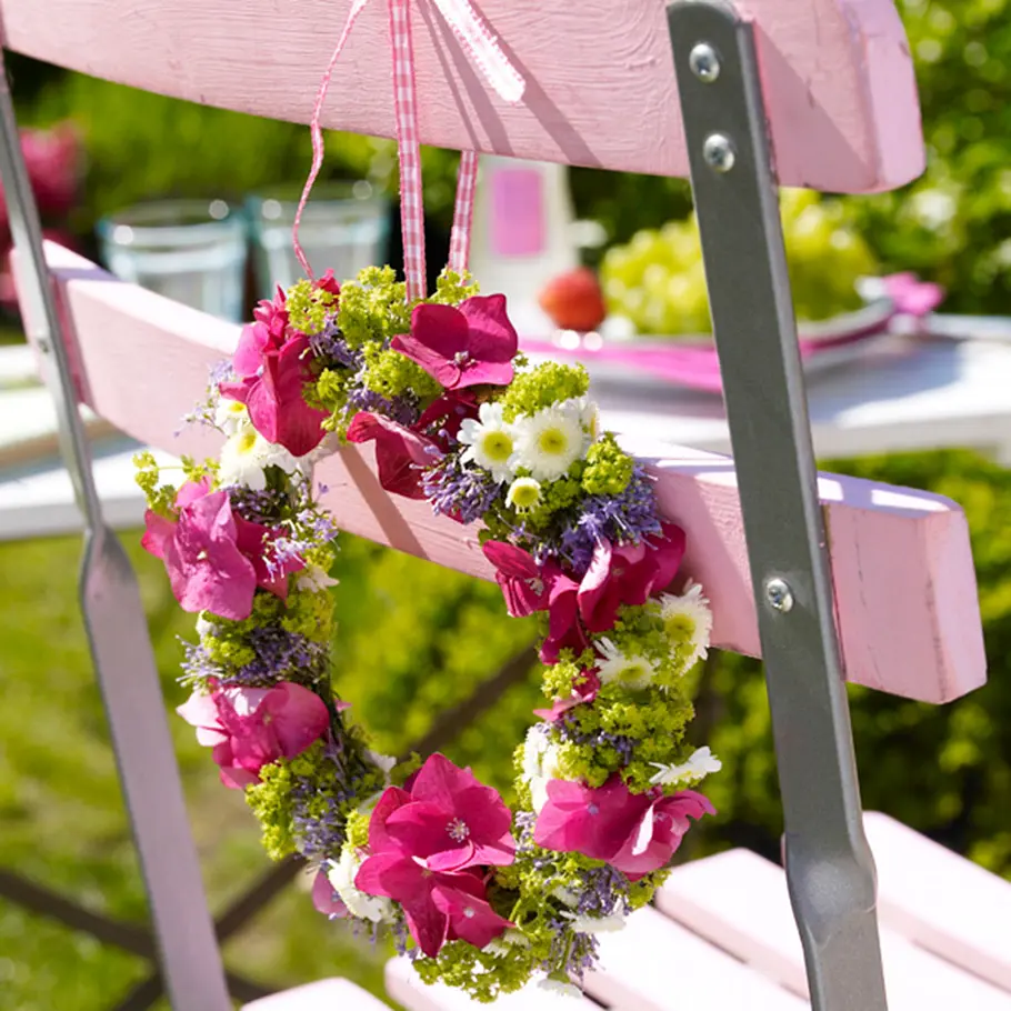Blumenkranz selber machen Blumen