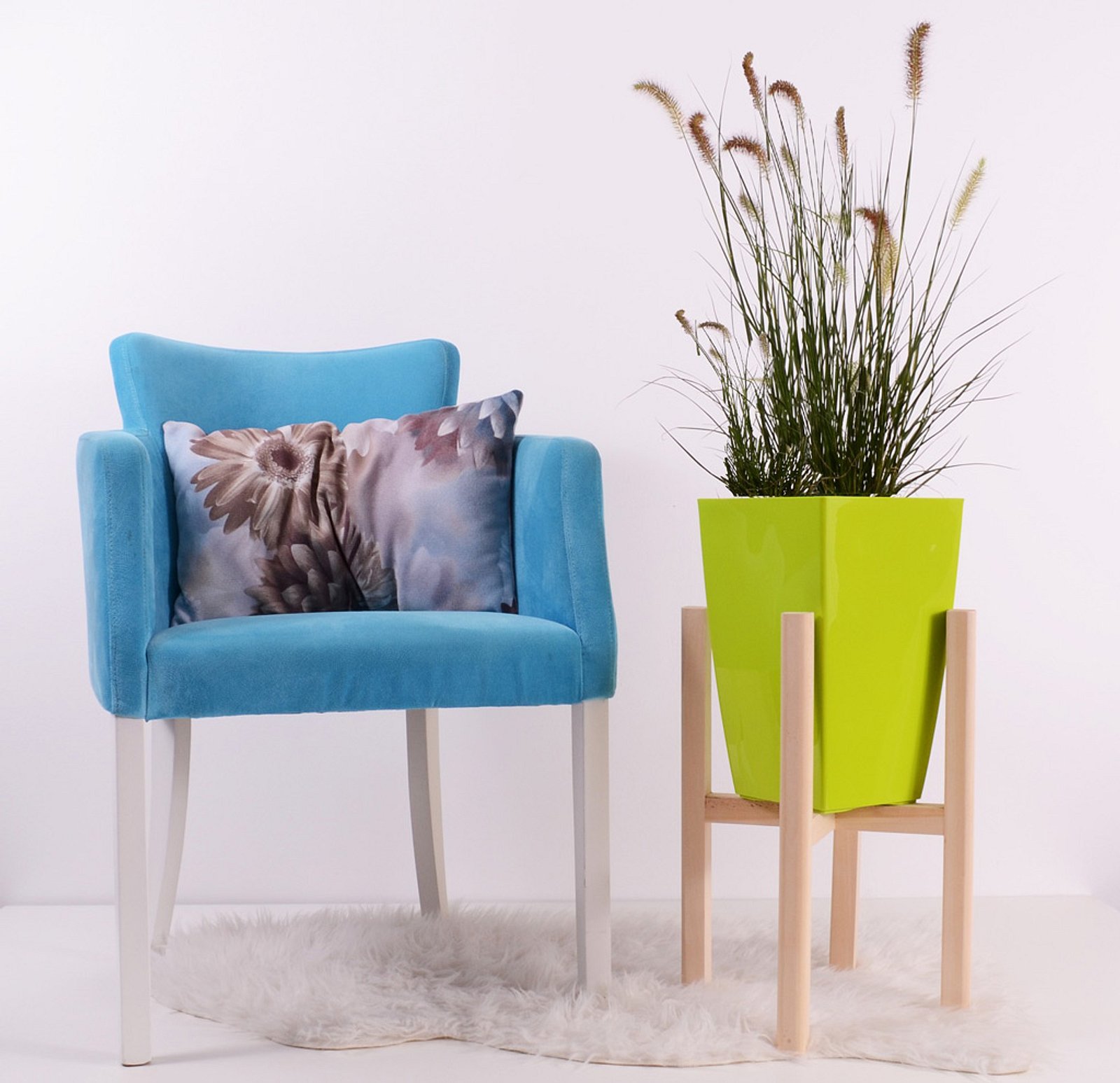 vogelhaus fr blumenkasten Design Vogelhaus mit Balkonhalterung, Vogelfutterhaus Balkon fr Geln   Wildnest Shop