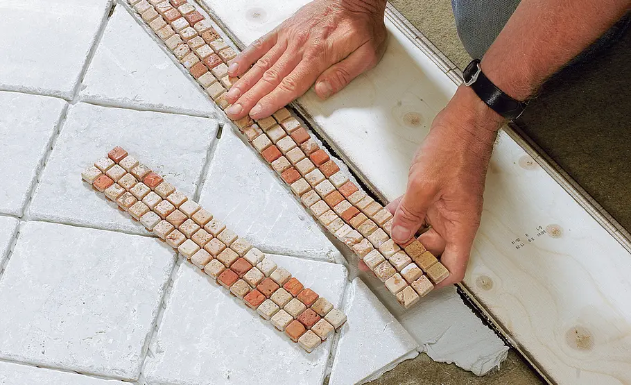 Bordüre aus Mosaikfliesen Bordüre fliesen