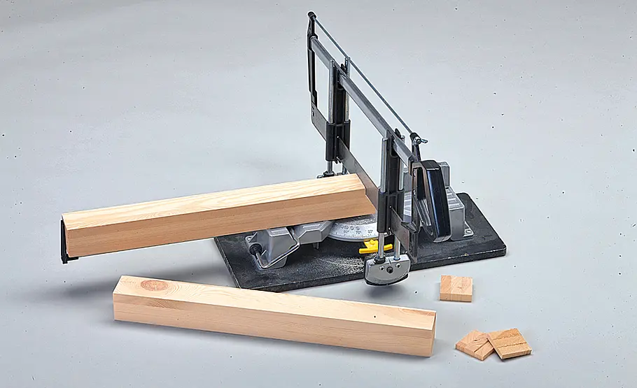 Wohnzimmertisch mit Vitrine Couchtisch bauen