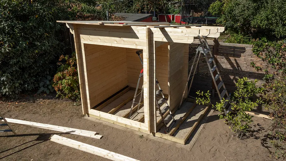 Dachbalken verlegen Dachbalken verlegen