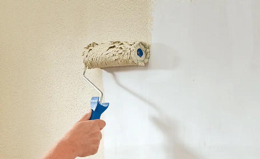 Wandputz abtönen: Schritt 4 von 7 Wand verputzen