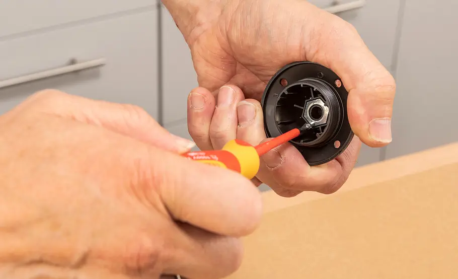 Leuchte aus Diarahmen bauen