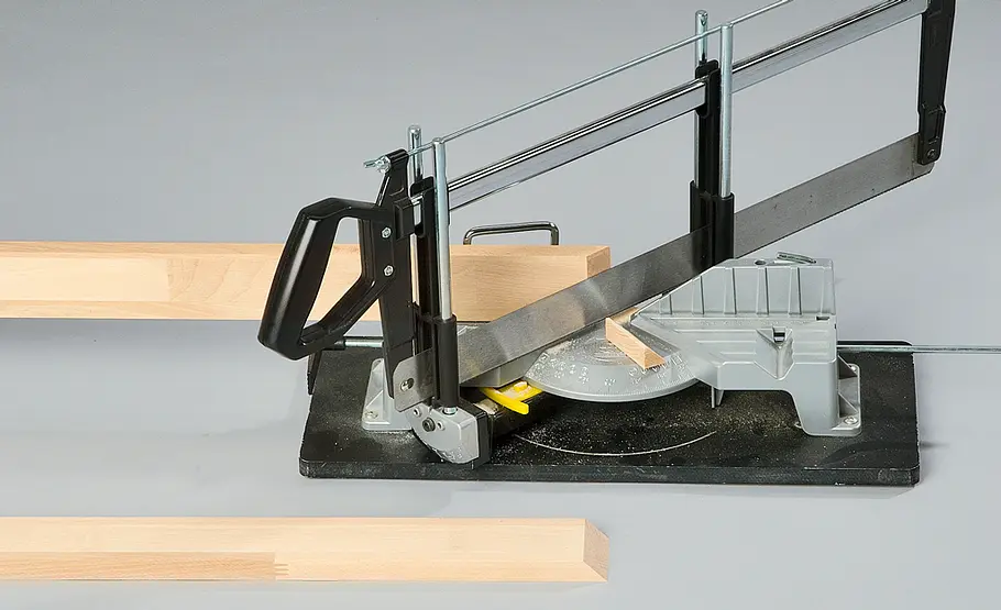 Drempelschrank bauen: Schritt 10 von 25 Drempelregal bauen