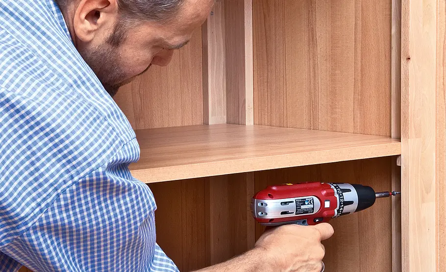 Drempelregal einbauen: Schritt 9 von 16 Drempelschrank bauen