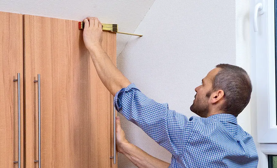 Drempelregal einbauen: Schritt 11 von 16 Drempelschrank bauen