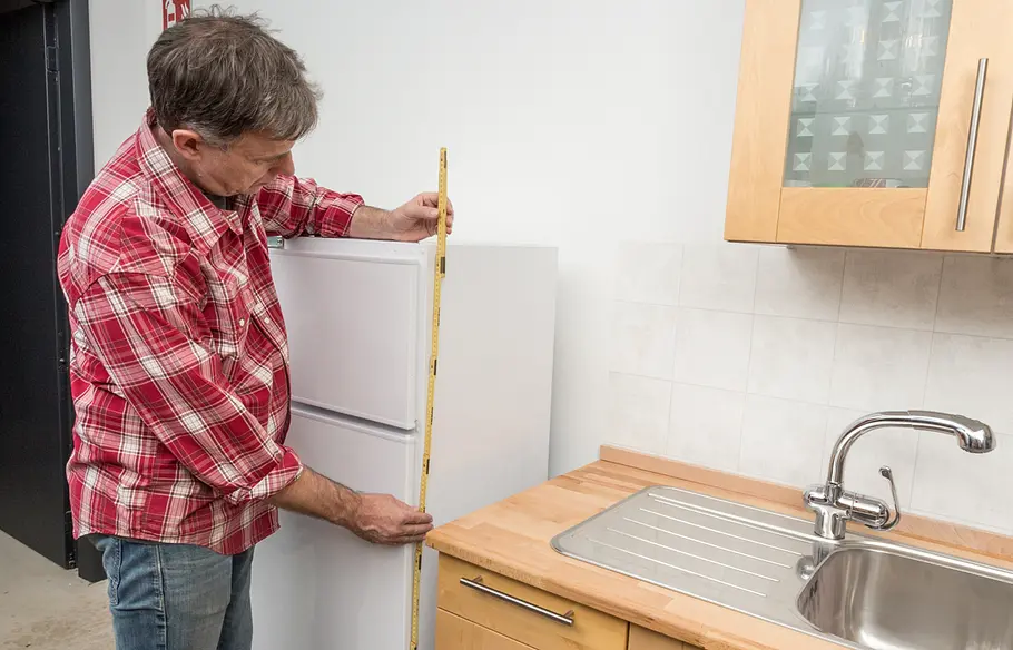 Schrank für Kühlschrank selber bauen