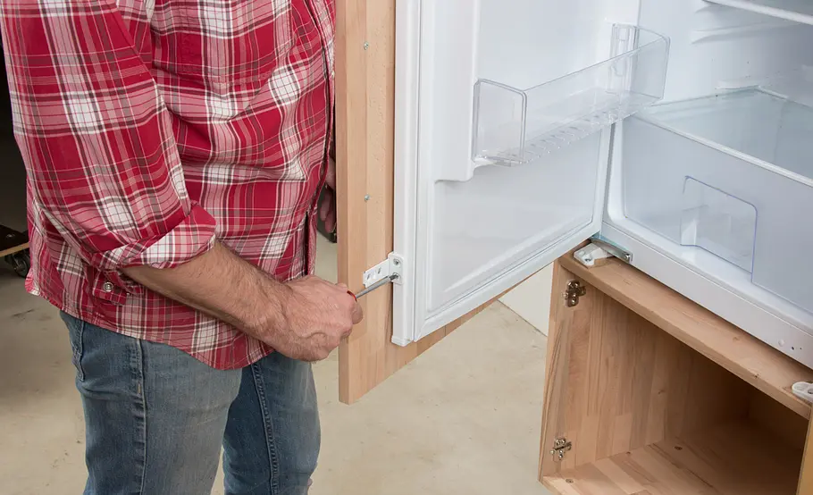 Schrank für Kühlschrank selber bauen