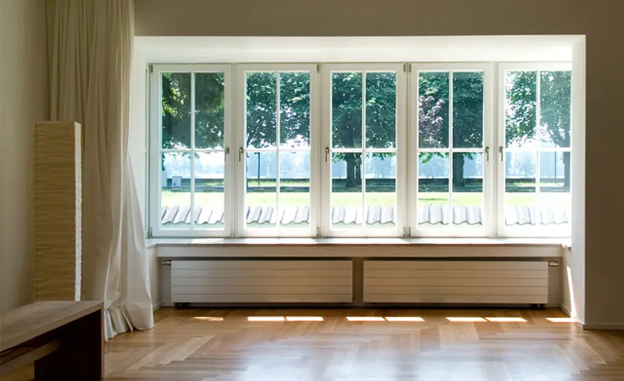 Fensterrahmen Sprossenfenster mit Energieschutzverglasung