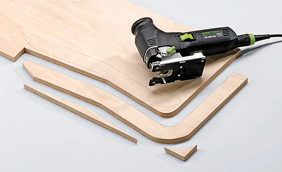 Eckbank bauen: Schritt 19 von 27 Sitzbank mit Lehne bauen