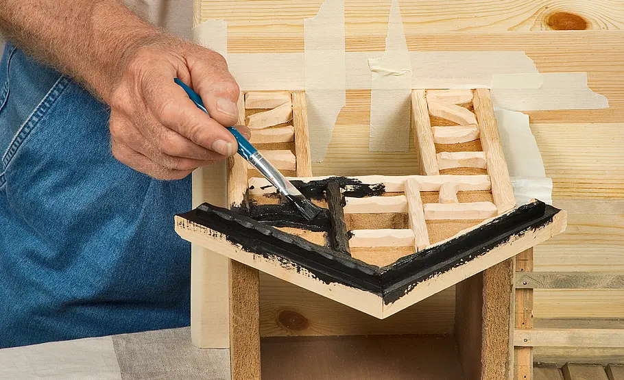Fachwerkkrippe bauen: Schritt 40 von 60 Fachwerk streichen