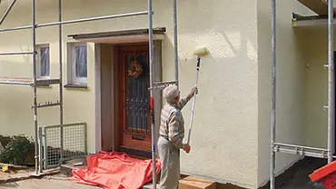 Fassade streichen | selbst.de Fassade streichen | selbst.de