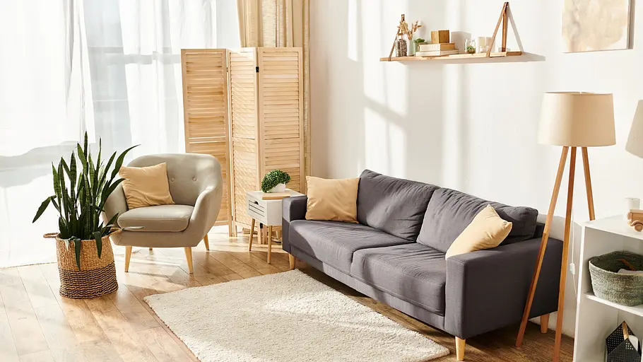 Helles Wohnzimmer im Feng-Shui-Stil Helles Wohnzimmer im Feng-Shui-Stil