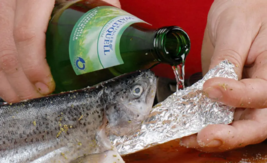 So saftig sind Forelle, Lachs & Co. vom Grill Fisch grillen