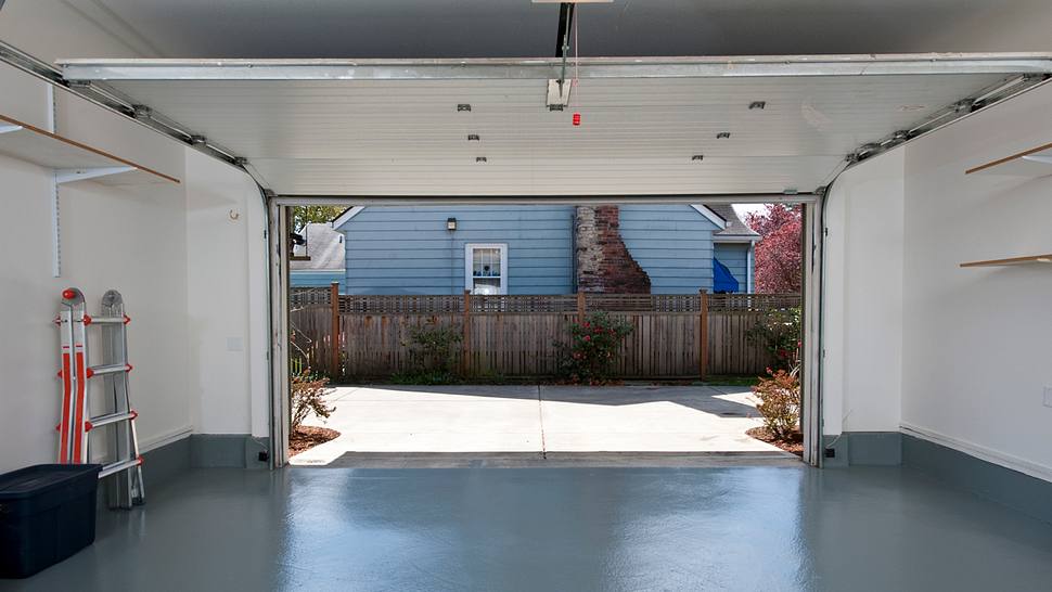 Garage bauen - Foto: iStock/RobertCrum