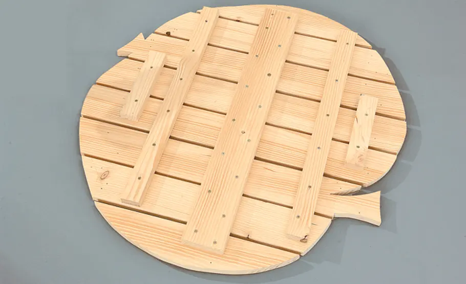 Klapptisch bauen: Schritt 5 von 21 Tischplatte in Apfelform