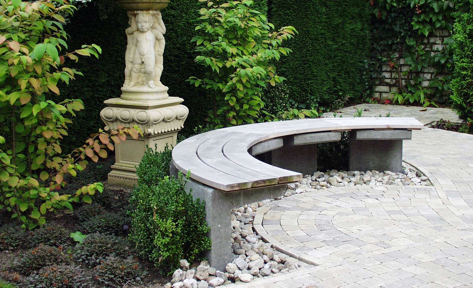 Halbrunde Gartenbank selbst.de