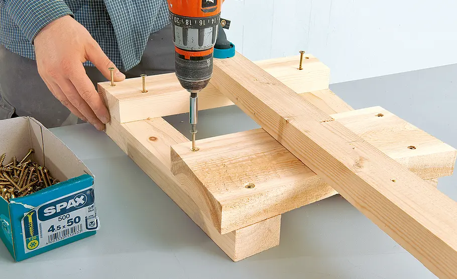 Sitzbank aus Holz Holzbank selber bauen