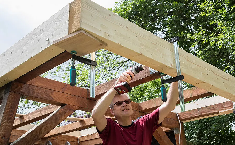 Gartenhaus: Erweiterung des Unterbaus