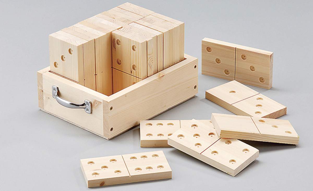Holz-Dominosteine bauen