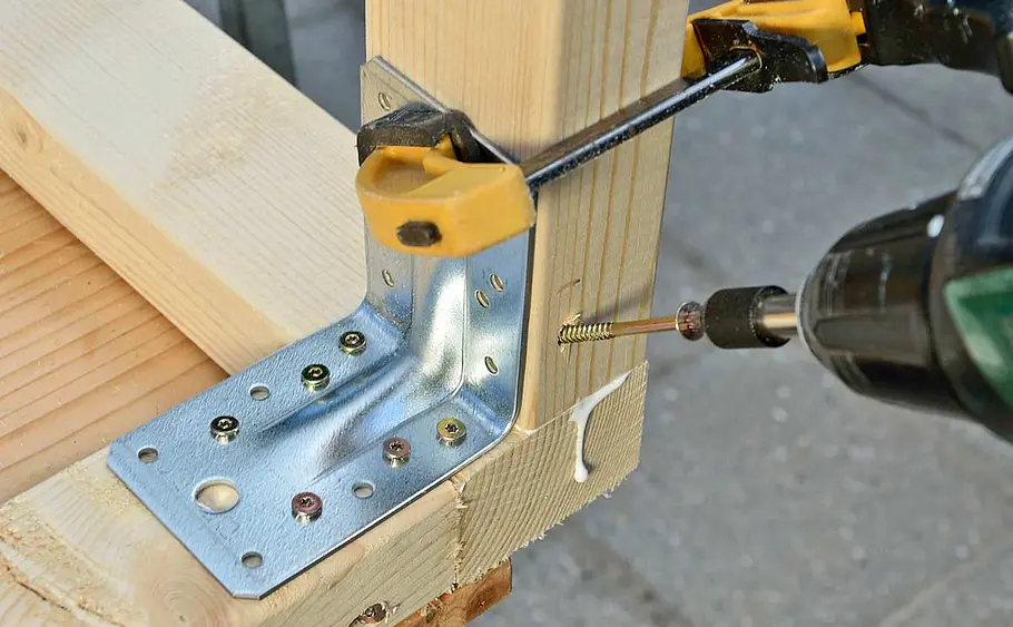 Gartentisch aus Leimholz bauen