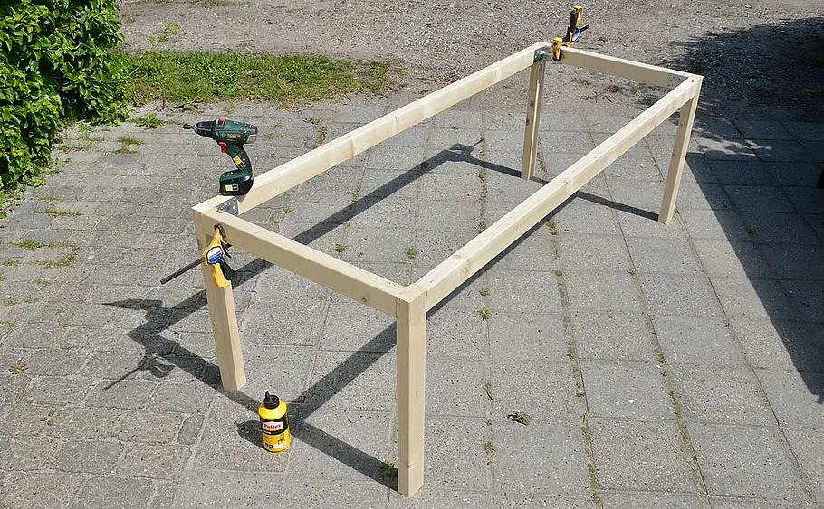 Gartentisch aus Leimholz bauen